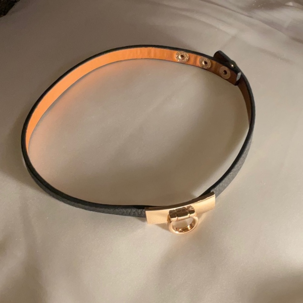 Choker - Picture 2 of 3